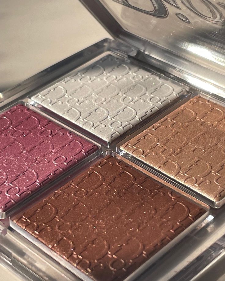 Backstage Universal Glow Face Palette