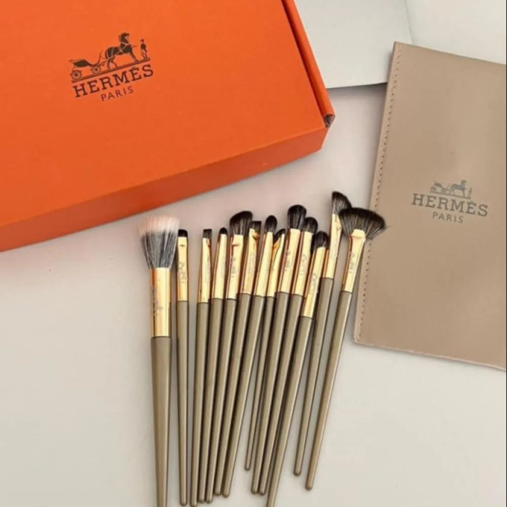 LES PINCEAUX – Complete Artistry Brush Ensemble